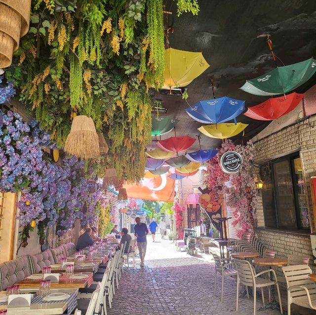 🌸💫 Alaçatı – Where Time Slows and Beauty Speaks! 🇹🇷💙