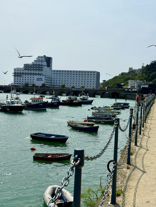 Art, eats, and ocean breezes: The ultimate day trip to Folkestone 🌊🎨