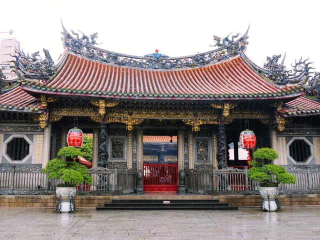 打卡台北第一名剎——龍山寺