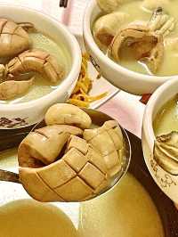 跟住柴九哥去穩食😋