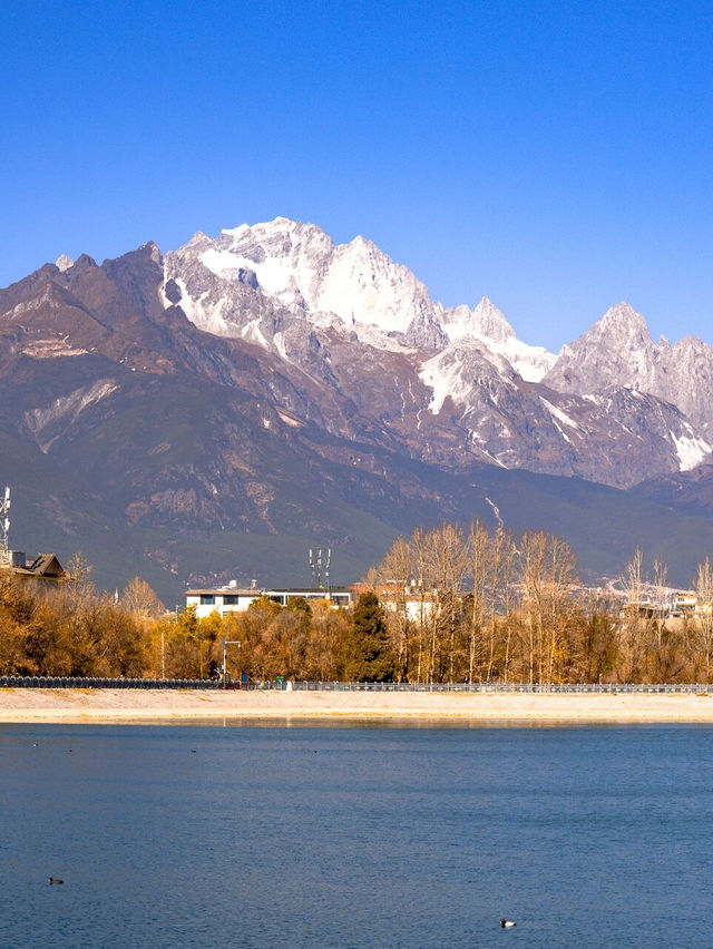 麗江小眾雪山拍照地，人少景美！