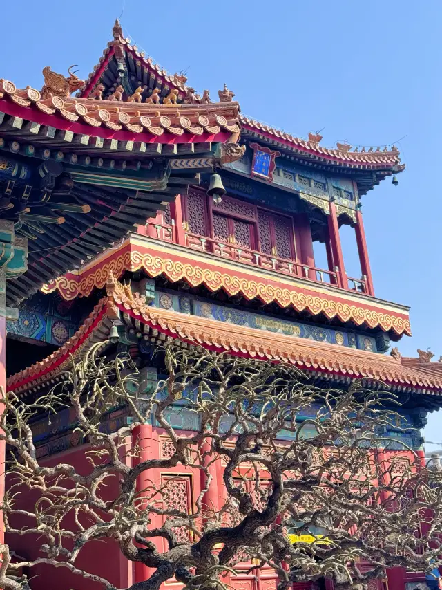 The Yonghe Temple in Beijing is so beautiful!