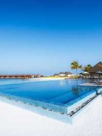 🏝️ Maldives Magic: Honeymoon Haven & Aquatic Bliss 🌊