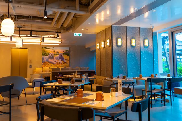 香港絕美海景酒店!在天台泳池喝一杯太chill了! 香港絕美海景酒店!在天台泳池喝一杯太chill了!