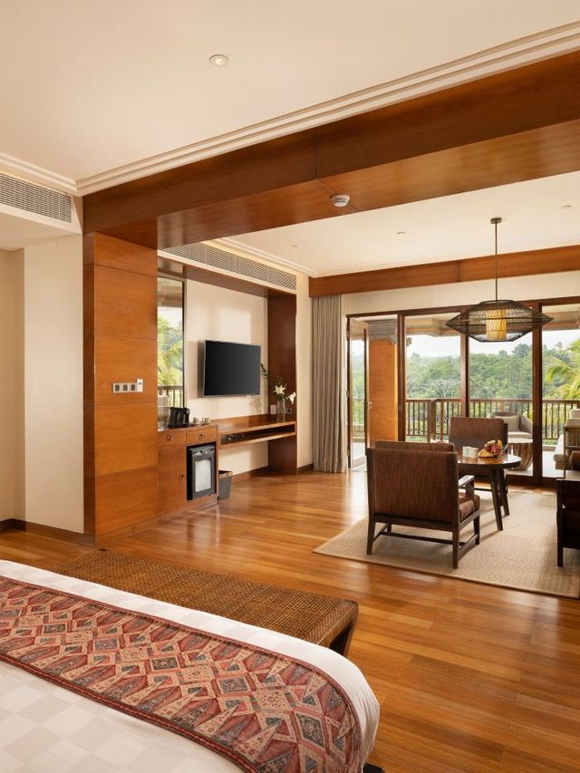🌴 Bali Bliss: Unwind at Padma Resort Ubud 🏞️