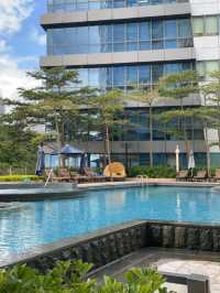Pool with great Mountain View in Hongkong 