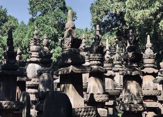靈巖寺。