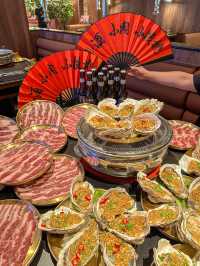 哇哇哇～現在在蘭州烤肉都這樣吃了嗎？。