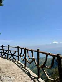 俯瞰山川壯麗，體驗天地之美：尧山風景區遊記