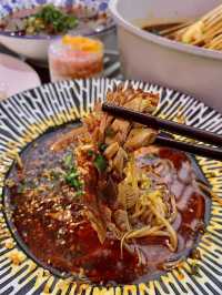 新店供應正宗川菜，美味得令人感動。