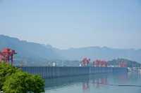 參觀三峡大壩和屈原祠