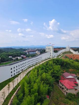 너무 멋진 사진이 나오네요! 창사의 백색 만리장성이 정말 대단해요