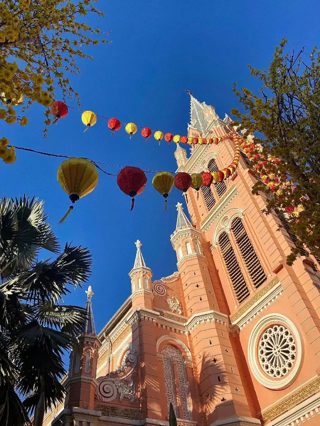 Vietnam Hot Spring Tour: Enjoy Authentic Hot Springs for Only CNY 3,000 per Person