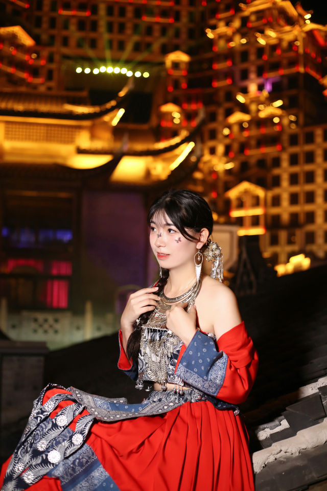 張家界七十二奇樓｜篝火表演&苗服精修照片