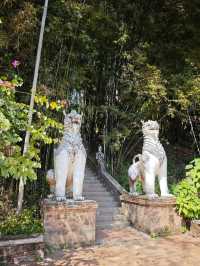 清邁素帖山帕拉寺和雙龍寺一日遊攻略