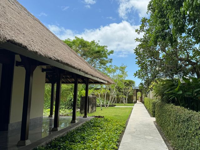 巴厘島頭等艙體驗 | REVĪVŌ Wellness Resort  評分：4.8/5 獲獎
