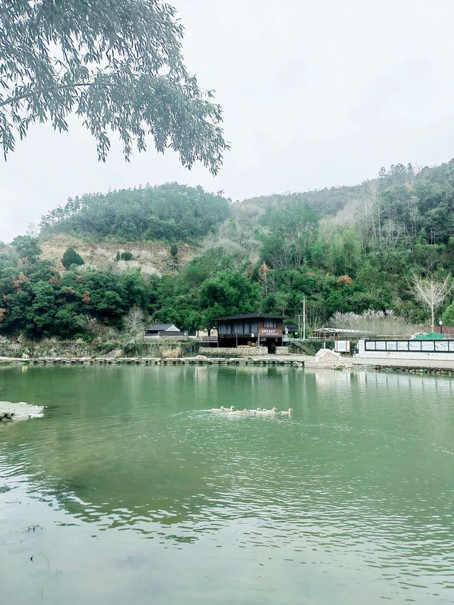 新昌里家溪村，紹興版的《富春山居圖》