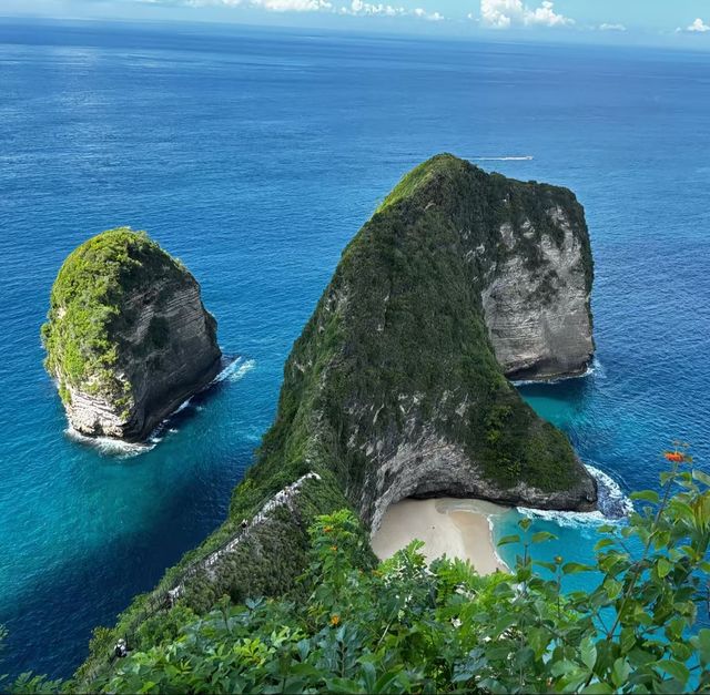 印尼雙火山+羅威納追海豚行程。