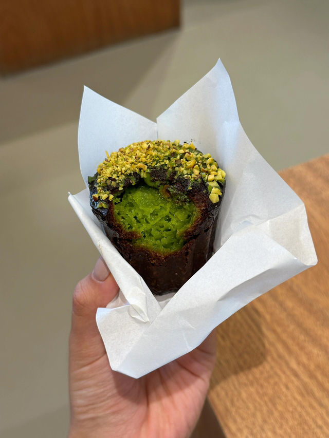 ✨澳門開心果抹茶控集體暴動！Cotiz這家店藏著「天堂級甜點」