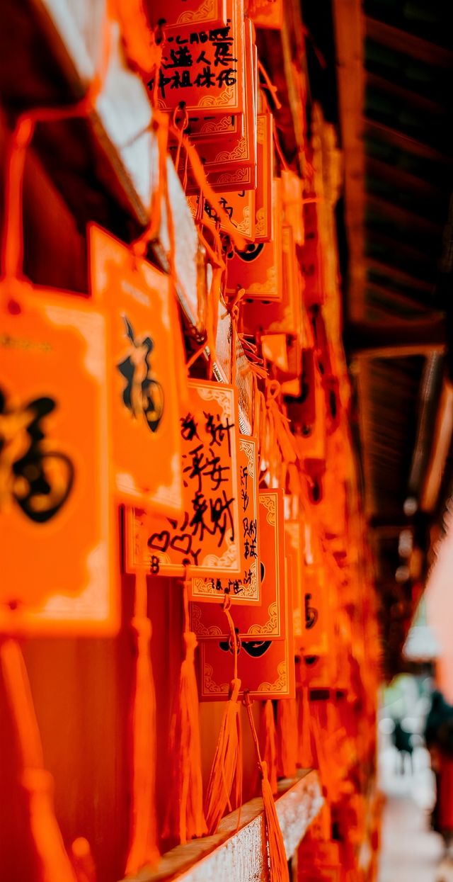 邂逅西來古寺嘅寧靜與煙火