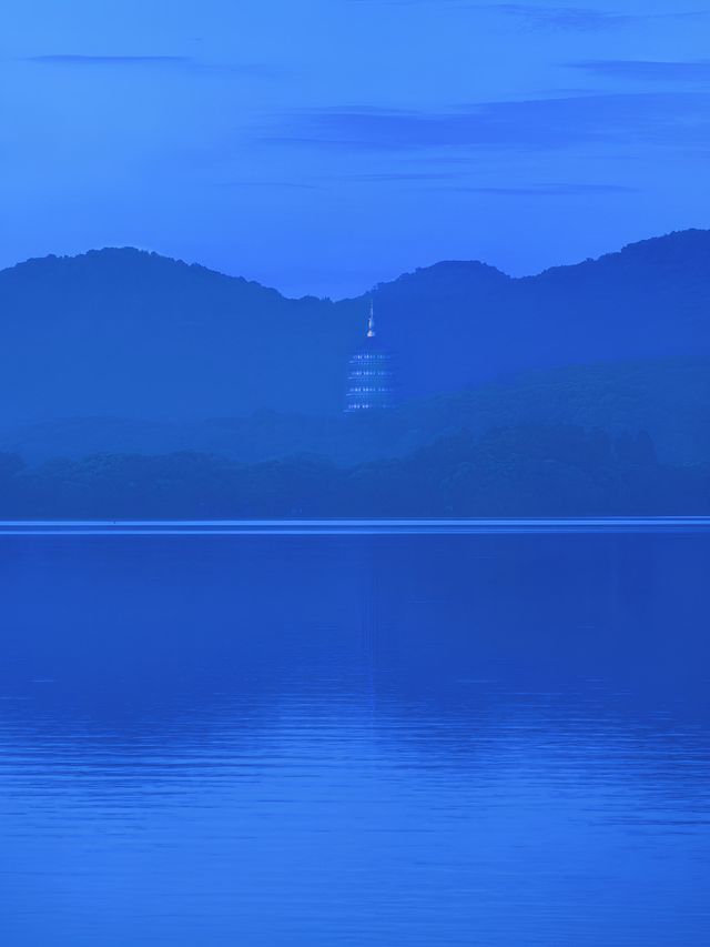 凌晨四點嘅西湖藍調時刻，我影到夢中場景！！