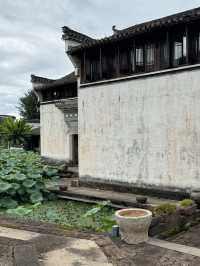 再見呈坎丨微雨過後，小荷輕翻嘅夏日專屬浪漫🪷