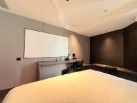 Unlock Chongqing's Hub! Stay in Shangqingsi's Smart Hotel for Efficient Sightseeing.