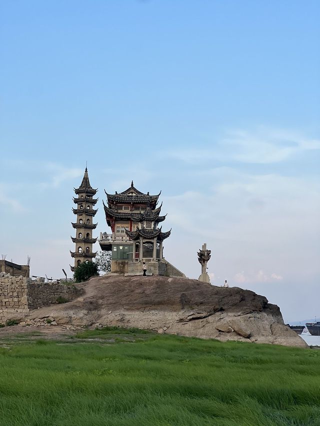 鄱陽湖落星墩攻略 枯水見草原汛期現樓閣的千年秘境