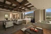 在暮山，尋回被時間溫柔以待的治癒

長久以來，我被一個問題所困擾：我們終其一生忙碌奔波，究竟是為了抵