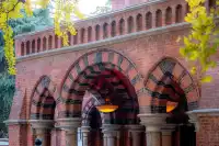 那道光撒向聖三一的銀杏上,也照進我的心裡