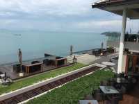 蘇梅島度假村：完美的海濱天堂   最近有幸去了一趟泰國蘇梅島，入住了蘇美島巴安達靈岩洲際度假