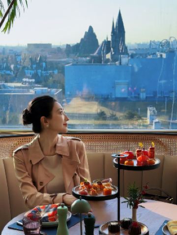 Wanlinuolan | เมื่อบรรจุคุณไว้ในกล่องคริสตัล ฮอกวอตส์ก็ปรากฏอยู่ตรงหน้าคุณ