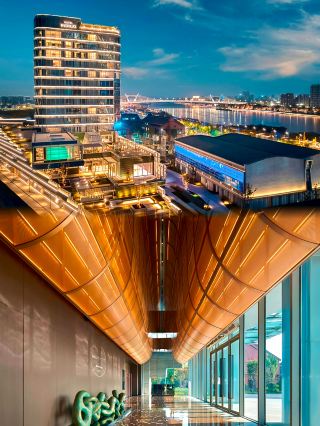 Ningbo’s new business travel landmark | Stay in the “Orient Express” by the Yong River