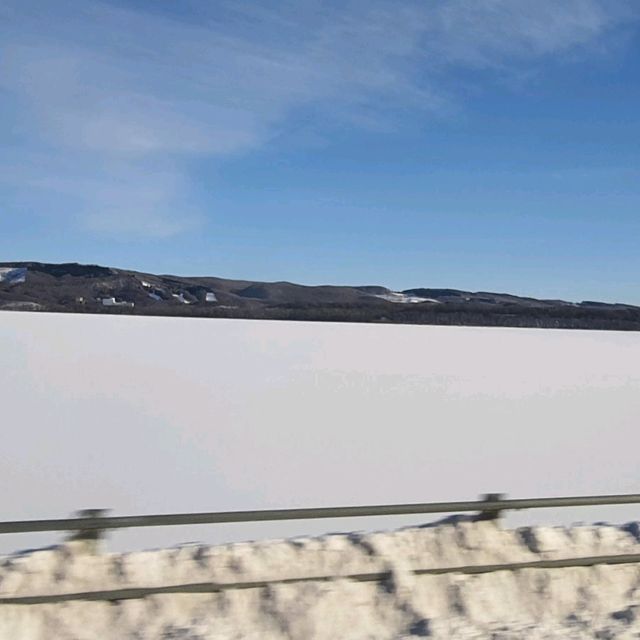 北海道冬季冰封網走湖景