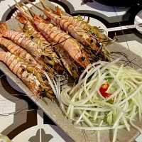 다양한 해산물을 맛볼 수 있는 다낭 미케비치 맛집