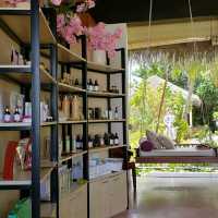 Oblu select Sangeli 性價比高的 resort