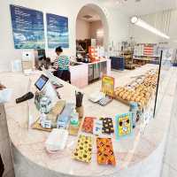 Check out this pretty bomboloni cafe!
