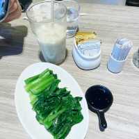 先來場撞球友誼賽 ， 自然有胃口吃大餐 ！