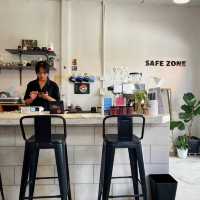 SAFE ZONE SLOW BAR