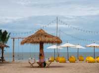 MORE THAN Beach & Cafe รถบ้านสุดคิ้วท์ชะอำ