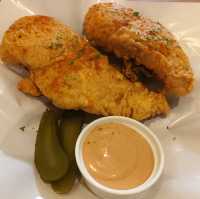 เฮนรีฟราย : Fried Chicken & Homemade Food