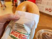 천상의 조합 커피 & 도넛은 Krispy Kreme