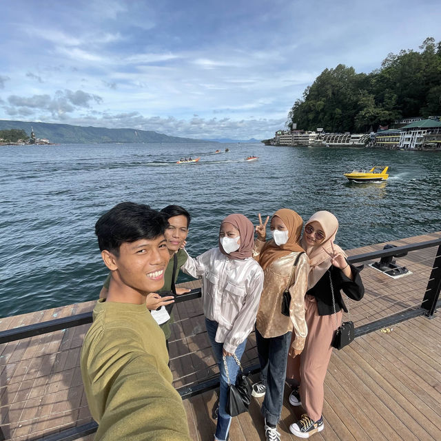 Pantai Bebas Perapat