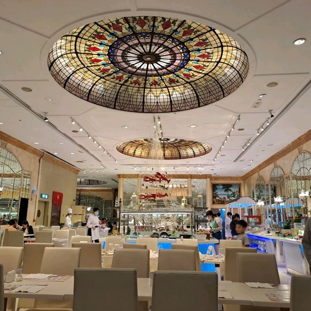 富豪香港酒店自助晚餐的個人體驗