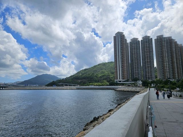 風景優美的將軍澳海濱長廊