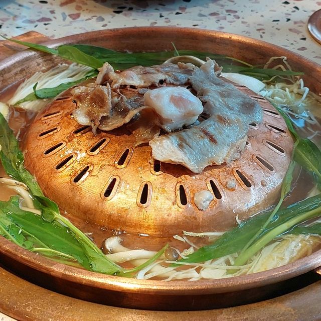 ชิ้นโบแดง 🐷 หมูกระทะระดับ Masterpiece