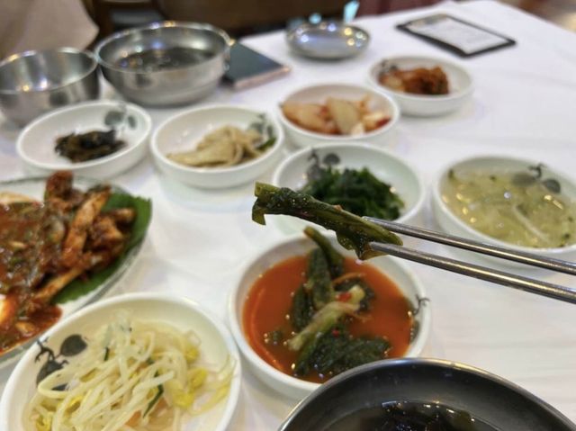 갑오징어 모양의 양념순살꽃게가 맛있는 미락식당!