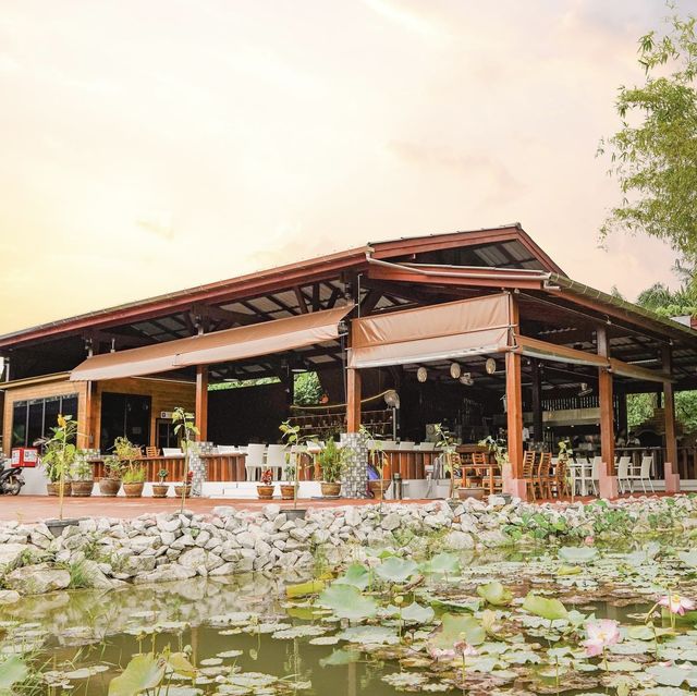 Le St Trop Bar & Restaurant Khok Kloi