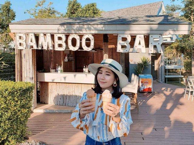 "Peggy's Cove Resort" ริมหาดคุ้งวิมาน จันทบุรี