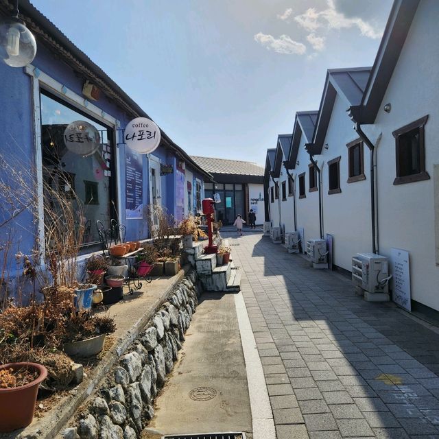 동해 바람의언덕 논골담길